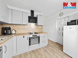 Prodej bytu 3+1, Litvínov - Horní Litvínov, Valdštejnská, 77 m2