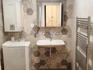 Pronájem bytu 2+kk, Praha, Závišova, 50 m2