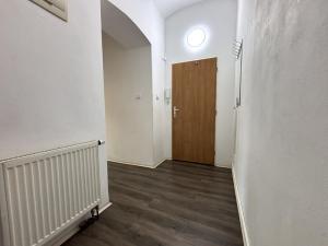 Pronájem bytu 1+1, Plzeň - Skvrňany, U Dráhy, 36 m2