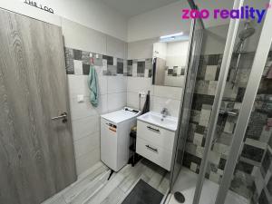 Prodej bytu 3+1, Děčín, Jezdecká, 70 m2