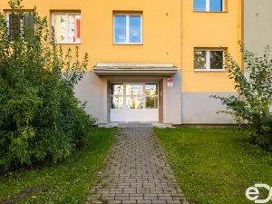 Prodej bytu 3+1, České Budějovice - České Budějovice 2, V. Volfa, 67 m2