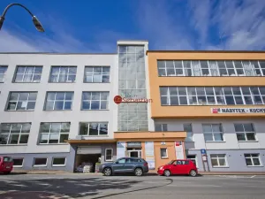 Pronájem kanceláře, Pelhřimov, Křemešnická, 1000 m2