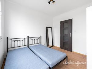 Pronájem bytu 3+1, Praha - Nusle, Pujmanové, 68 m2