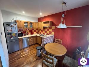 Pronájem bytu 3+kk, Praha, Veltruská, 55 m2