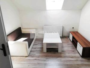 Prodej bytu 3+kk, Byšice, B. Němcové, 65 m2