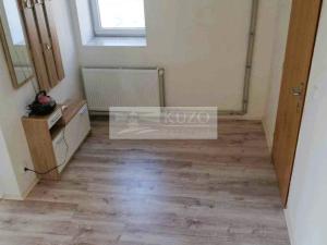 Prodej bytu 3+kk, Byšice, B. Němcové, 65 m2