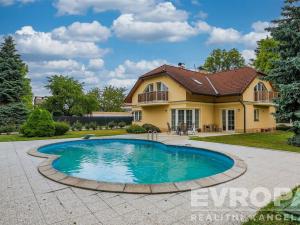 Prodej rodinného domu, Nymburk, Pístecká, 350 m2