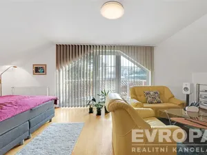 Prodej rodinného domu, Nymburk, Pístecká, 350 m2