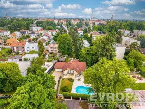 Prodej rodinného domu, Nymburk, Pístecká, 350 m2