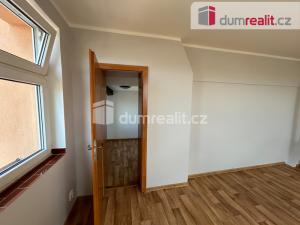 Pronájem bytu 1+kk, Kolín - Kolín V, Ovčárecká, 50 m2