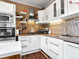 Prodej bytu 3+1, Ostrov, Lidická, 75 m2