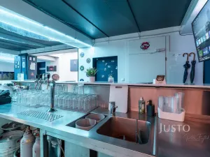 Pronájem restaurace, Uherské Hradiště, Josefa Stancla, 76 m2