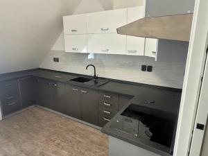 Pronájem bytu 3+1, Praha - Štěrboholy, 95 m2