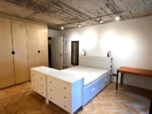 Pronájem bytu 2+kk, Praha - Záběhlice, Hlavní, 73 m2