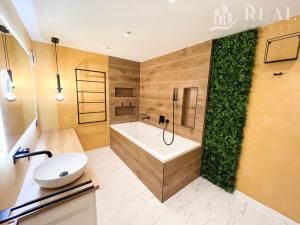 Prodej rodinného domu, Račiněves, 280 m2