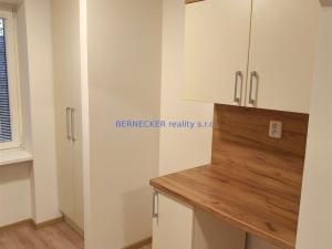 Pronájem bytu 3+kk, Hradec Králové, S. K. Neumanna, 82 m2