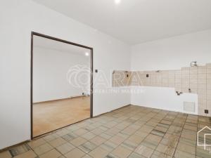 Prodej bytu 3+1, Praha - Kobylisy, Mirovická, 67 m2