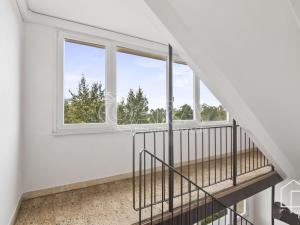 Prodej bytu 3+1, Praha - Kobylisy, Mirovická, 67 m2