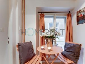 Pronájem bytu 1+1, Praha - Malá Strana, Malostranské náměstí, 31 m2