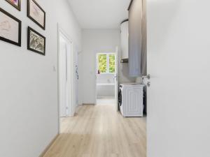 Prodej bytu 4+kk, Křížkový Újezdec - Čenětice, 158 m2