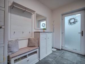 Prodej rodinného domu, Praha - Hostavice, U Hostavického potoka, 95 m2