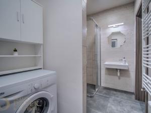 Prodej rodinného domu, Praha - Hostavice, U Hostavického potoka, 95 m2