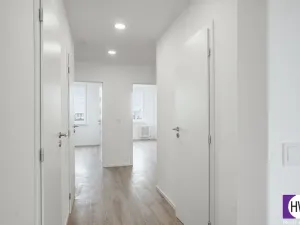 Prodej bytu 4+kk, Praha - Modřany, Urbánkova, 80 m2