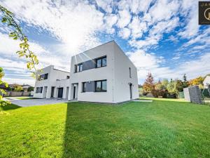 Prodej rodinného domu, Kladno, 144 m2