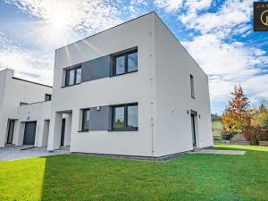 Prodej rodinného domu, Kladno, 144 m2