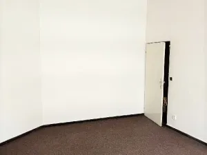 Pronájem kanceláře, Praha - Žižkov, Domažlická, 21 m2