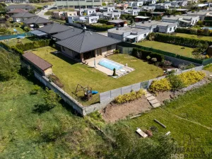 Prodej rodinného domu, Srubec, Slunečná, 230 m2