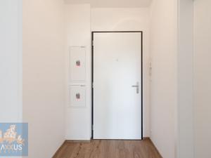 Pronájem bytu 1+kk, Praha - Horní Měcholupy, Milánská, 31 m2