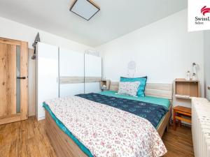 Prodej bytu 3+kk, Choltice, Okružní, 80 m2