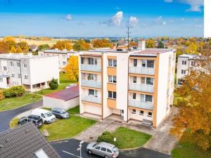 Prodej bytu 3+kk, Choltice, Okružní, 80 m2