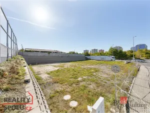 Pronájem komerčního pozemku, Mělník, 1708 m2