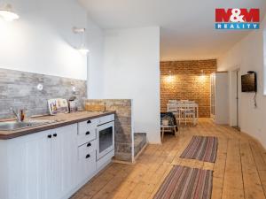 Prodej rodinného domu, Švihov, Komenského, 378 m2