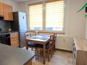 Prodej bytu 3+1, Tachov, Korandova, 71 m2