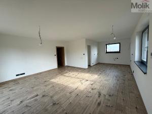 Prodej rodinného domu, Pesvice, 107 m2