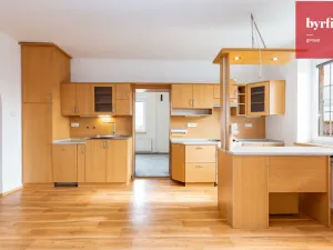 Prodej bytu 5+kk, Opava, Boženy Němcové, 131 m2