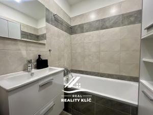 Pronájem bytu 2+1, Ostrava, Volgogradská, 56 m2