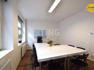 Pronájem kanceláře, Zlín, třída Tomáše Bati, 108 m2