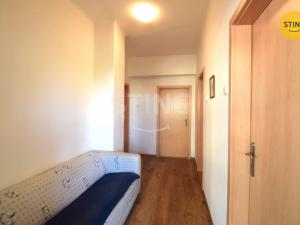 Pronájem kanceláře, Zlín, třída Tomáše Bati, 108 m2