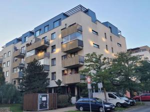 Pronájem bytu 2+kk, Praha - Střížkov, Makedonská, 48 m2