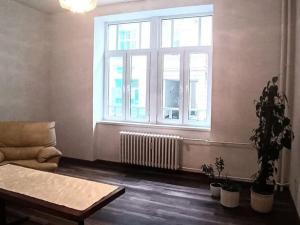 Pronájem bytu 2+1, Karlovy Vary, nábřeží Jana Palacha, 63 m2