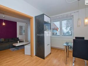 Prodej bytu 3+1, Liberec - Liberec XXIII-Doubí, Dubice, 97 m2