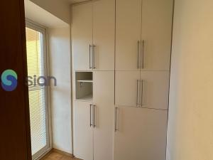 Pronájem bytu 2+1, Opava - Předměstí, Krnovská, 66 m2