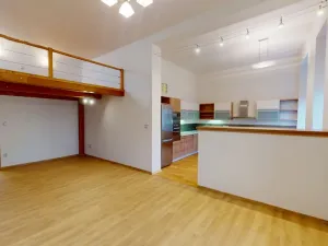 Pronájem bytu 2+1, Opava - Předměstí, Krnovská, 78 m2