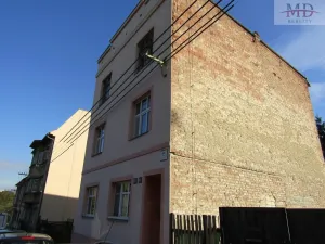 Prodej bytu 2+1, Trmice, 71 m2