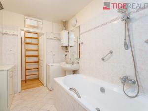 Prodej bytu 3+1, Praha, Senovážné náměstí, 91 m2