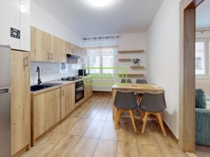 Prodej bytu 2+1, Teplice, Svojsíkova, 53 m2